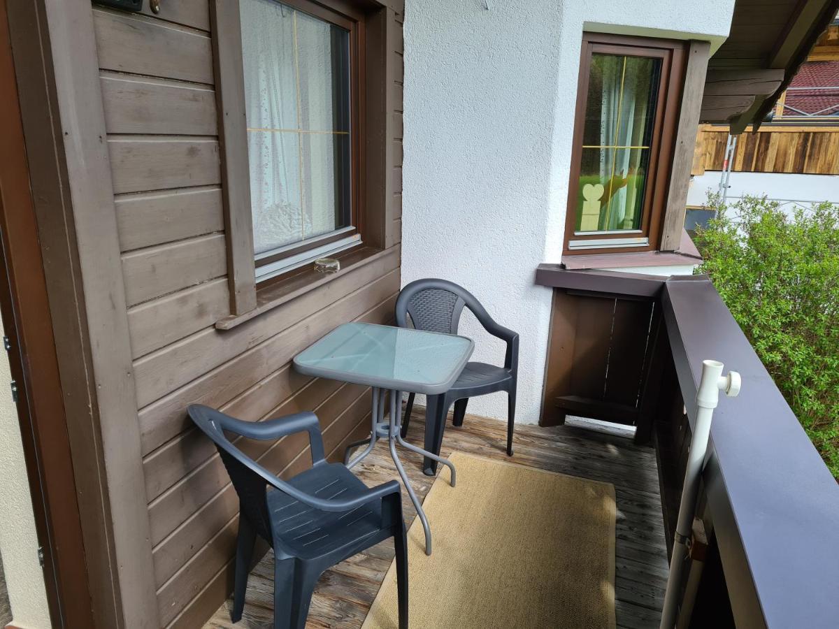 Apartmenthaus Larchenhof Ehrwald Exterior foto