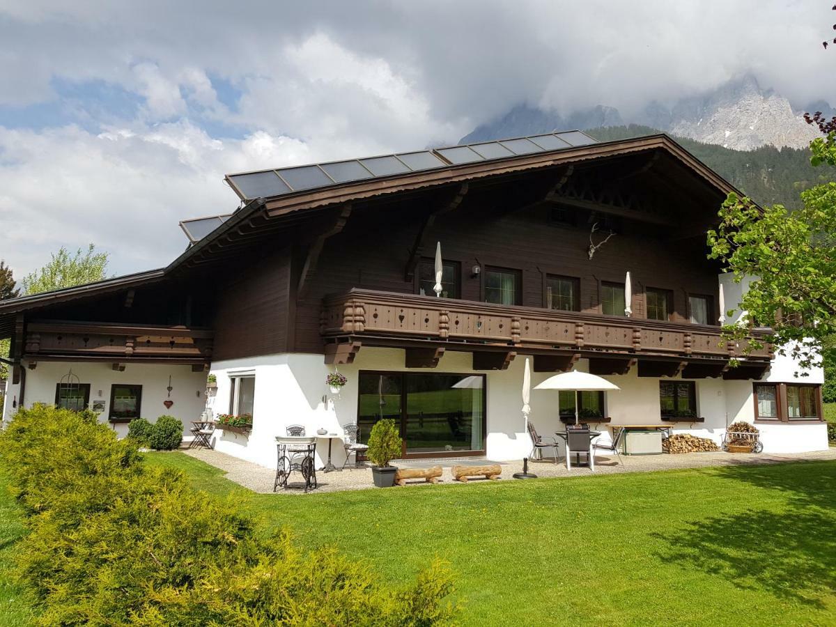 Apartmenthaus Larchenhof Ehrwald Exterior foto