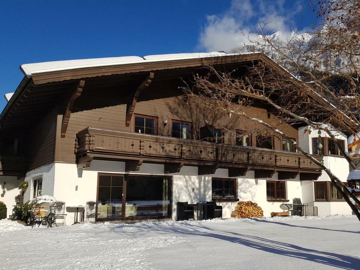 Apartmenthaus Larchenhof Ehrwald Exterior foto